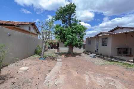 Casa para alugar com 195m², 3 quartos e 2 vagasQuintal