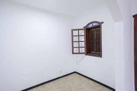 Casa para alugar com 195m², 3 quartos e 2 vagasSala