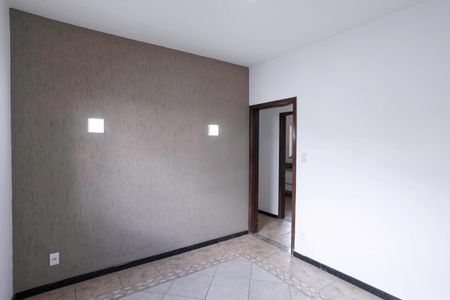 Casa para alugar com 195m², 3 quartos e 2 vagasSala