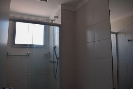 Apartamento para alugar com 224m², 4 quartos e 4 vagas Apartamento para alugar com 224m², 4 quartos e 4 vagasBanheiro Suíte 3