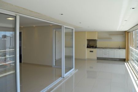 Varanda gourmet de apartamento para alugar com 4 quartos, 224m² em Vila Gomes Cardim, São Paulo