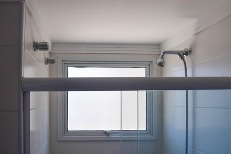 Apartamento para alugar com 224m², 4 quartos e 4 vagas Apartamento para alugar com 224m², 4 quartos e 4 vagasBanheiro da Suíte 1