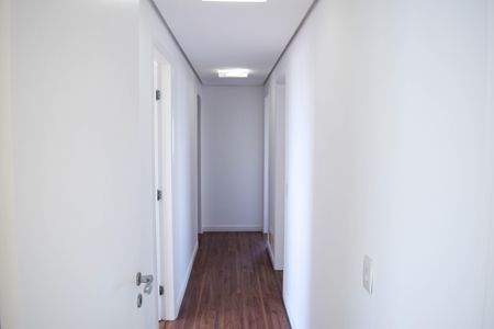 Apartamento para alugar com 224m², 4 quartos e 4 vagas Apartamento para alugar com 224m², 4 quartos e 4 vagasCorredor