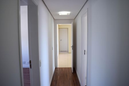 Apartamento para alugar com 224m², 4 quartos e 4 vagas Apartamento para alugar com 224m², 4 quartos e 4 vagasCorredor