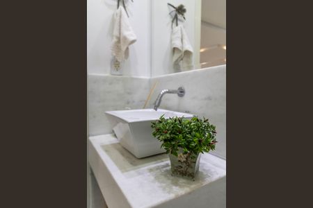 Lavabo de casa à venda com 3 quartos, 120m² em Buritis, Belo Horizonte