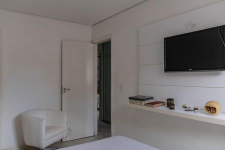 Casa à venda com 120m², 3 quartos e 2 vagasSuíte