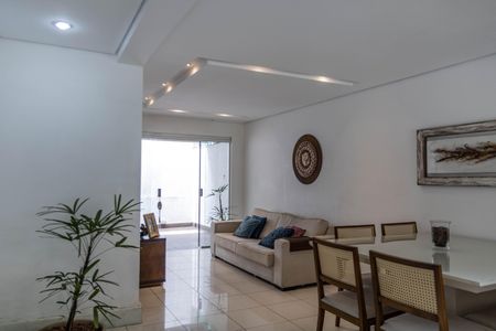 Sala de casa à venda com 3 quartos, 120m² em Buritis, Belo Horizonte