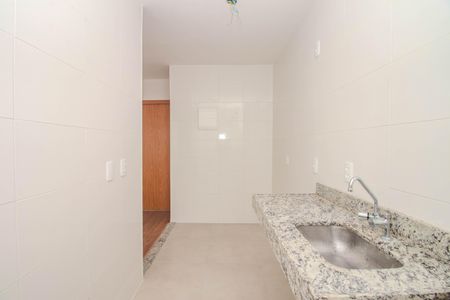 Apartamento para alugar com 45m², 2 quartos e 1 vaga Apartamento para alugar com 45m², 2 quartos e 1 vagaCozinha e Área de Serviço