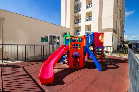 Apartamento para alugar com 45m², 2 quartos e 1 vaga Apartamento para alugar com 45m², 2 quartos e 1 vagaÁrea comum - Playground