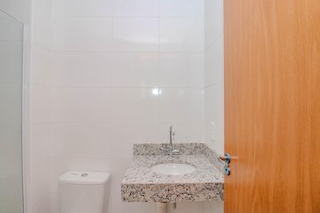 Apartamento para alugar com 45m², 2 quartos e 1 vaga Apartamento para alugar com 45m², 2 quartos e 1 vagaBanheiro