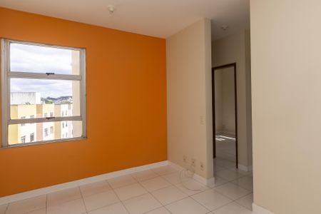 Sala de apartamento à venda com 3 quartos, 72m² em Vila Cloris, Belo Horizonte