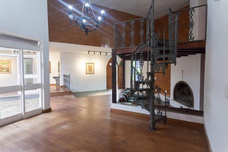 Sala de casa de condomínio à venda com 4 quartos, 350m² em Condomínio Retiro das Pedras, Brumadinho