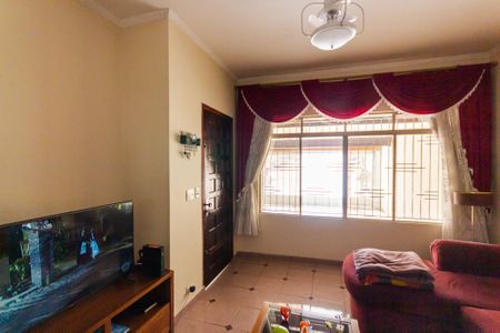 Casa para alugar com 214m², 2 quartos e 2 vagas