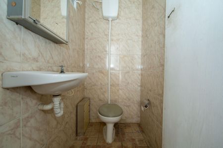 Casa à venda com 200m², 3 quartos e 5 vagasBANHEIRO3