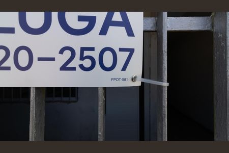 Plaquinha de casa para alugar com 1 quarto, 45m² em Burgo Paulista, São Paulo