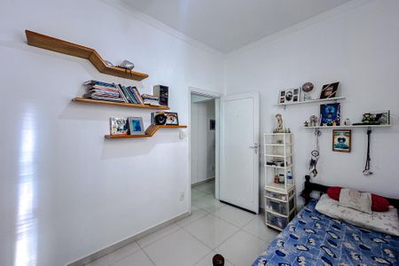 Casa à venda com 227m², 2 quartos e 2 vagas Casa à venda com 227m², 2 quartos e 2 vagasQuarto 2