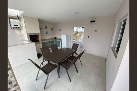 Casa de condomínio à venda com 350m², 3 quartos e 2 vagas Casa de condomínio à venda com 350m², 3 quartos e 2 vagasArea Gourmet Terraço