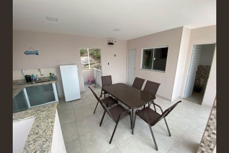 Casa de condomínio à venda com 350m², 3 quartos e 2 vagas Casa de condomínio à venda com 350m², 3 quartos e 2 vagasArea Gourmet Terraço