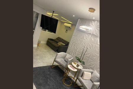 Foto 05 de apartamento à venda com 2 quartos, 76m² em Vila Osasco, Osasco
