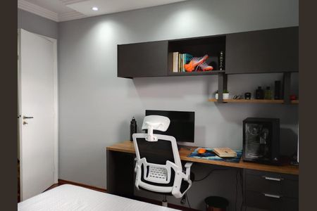 Apartamento à venda com 100m², 4 quartos e 2 vagasQUARTO