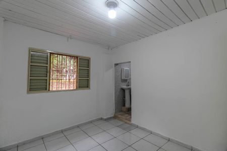 Casa para alugar com 70m², 2 quartos e sem vaga Casa para alugar com 70m², 2 quartos e sem vagaSuíte