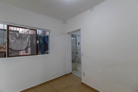 Casa para alugar com 70m², 2 quartos e sem vaga Casa para alugar com 70m², 2 quartos e sem vagaQuarto