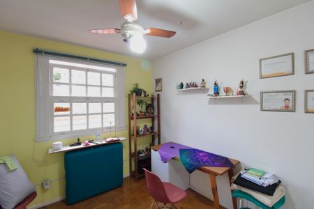 Casa à venda com 330m², 4 quartos e 3 vagasQuarto 2