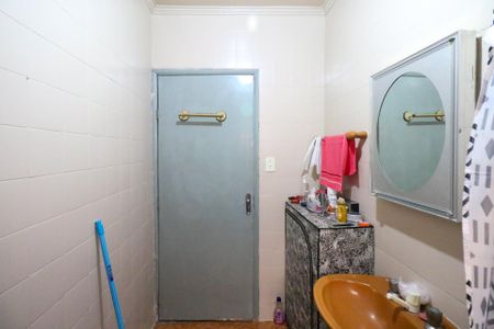 Casa para alugar com 150m², 2 quartos e 1 vaga Casa para alugar com 150m², 2 quartos e 1 vagaBanheiro 2