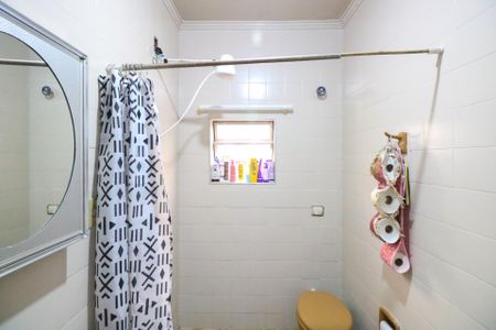 Casa para alugar com 150m², 2 quartos e 1 vaga Casa para alugar com 150m², 2 quartos e 1 vagaBanheiro 2