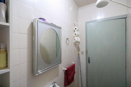 Casa para alugar com 150m², 2 quartos e 1 vaga Casa para alugar com 150m², 2 quartos e 1 vagaBanheiro 1