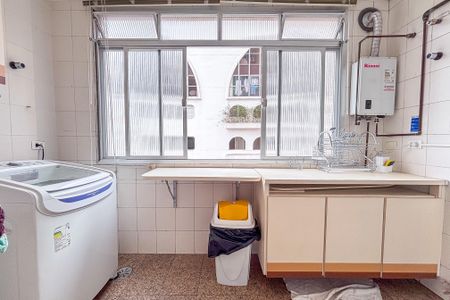 Apartamento para alugar com 165m², 4 quartos e 2 vagas Apartamento para alugar com 165m², 4 quartos e 2 vagasÁrea de Serviço