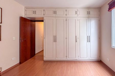 Apartamento para alugar com 165m², 4 quartos e 2 vagas Apartamento para alugar com 165m², 4 quartos e 2 vagasQuarto 2