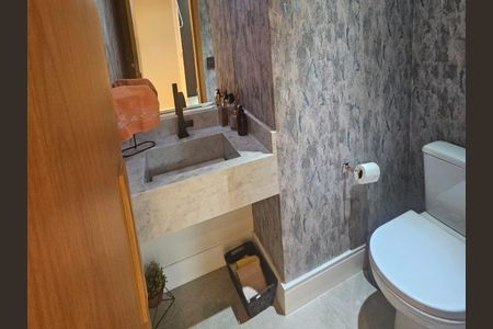 Apartamento à venda com 200m², 3 quartos e 3 vagasLavabo