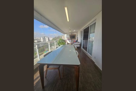 Apartamento à venda com 200m², 3 quartos e 3 vagasvaranda
