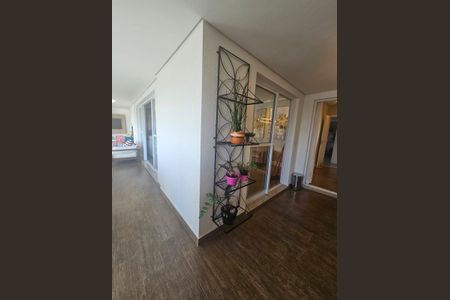 Apartamento à venda com 200m², 3 quartos e 3 vagasvaranda