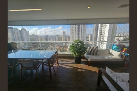 Apartamento à venda com 200m², 3 quartos e 3 vagasvaranda
