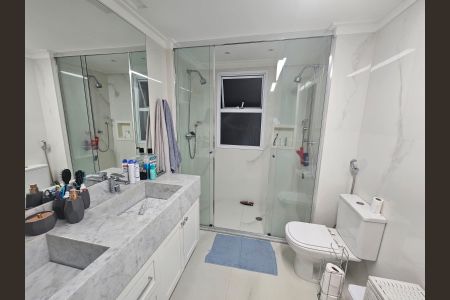 Apartamento à venda com 200m², 3 quartos e 3 vagasBanheiro da Suíte 1