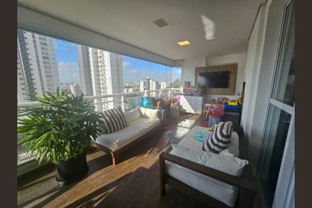 Apartamento à venda com 200m², 3 quartos e 3 vagasvaranda