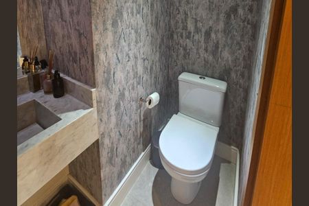 Apartamento à venda com 200m², 3 quartos e 3 vagasLavabo