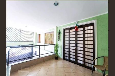 Casa à venda com 248m², 5 quartos e 2 vagas Casa à venda com 248m², 5 quartos e 2 vagasFoto 24