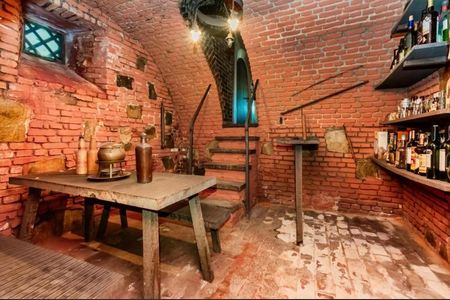 Casa à venda com 428m², 6 quartos e 8 vagas Casa à venda com 428m², 6 quartos e 8 vagasFoto 16