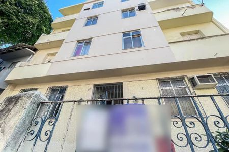 Apartamento à venda com 75m², 2 quartos e sem vagaFachada