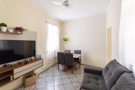 Apartamento à venda com 75m², 2 quartos e sem vagaSala
