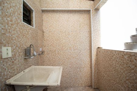 Casa à venda com 200m², 3 quartos e 1 vagaÁrea de Serviço