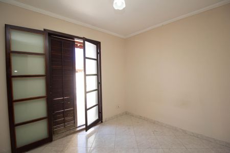 Casa à venda com 200m², 3 quartos e 1 vagaQuarto 1
