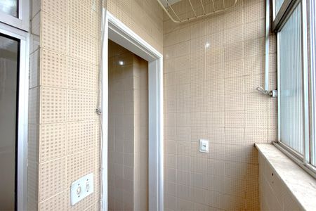 Apartamento à venda com 39m², 1 quarto e 1 vaga Apartamento à venda com 39m², 1 quarto e 1 vagaÁrea de Serviço