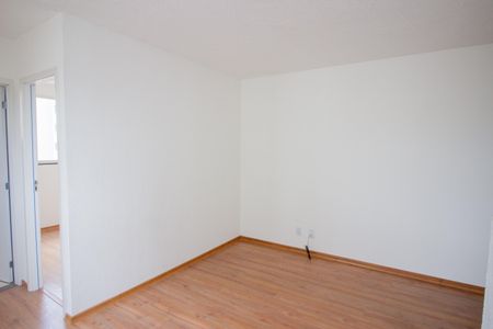 Sala de apartamento à venda com 2 quartos, 43m² em Chácara Contagem, Contagem