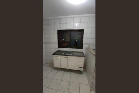 Cozinha de apartamento para alugar com 1 quarto, 67m² em Vila Valparaíso, Santo André