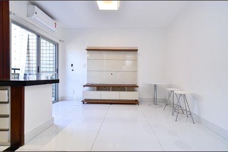 Apartamento para alugar com 55m², 1 quarto e 1 vaga Apartamento para alugar com 55m², 1 quarto e 1 vagaSala