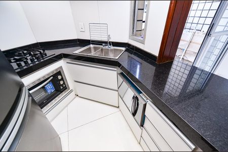 Apartamento para alugar com 55m², 1 quarto e 1 vaga Apartamento para alugar com 55m², 1 quarto e 1 vagaCozinha